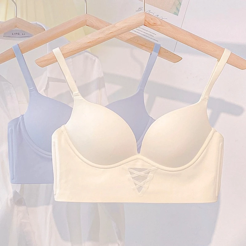 446【新疆包邮】B.小C罩杯无痕内衣女聚拢收副乳防下垂桑蚕丝莫代尔