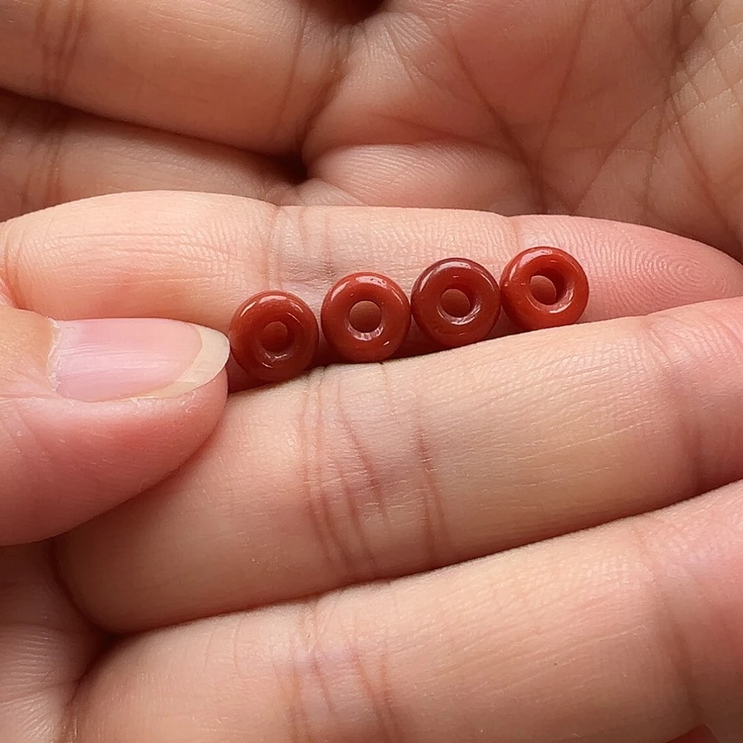 南红玛瑙颈饰未镶嵌