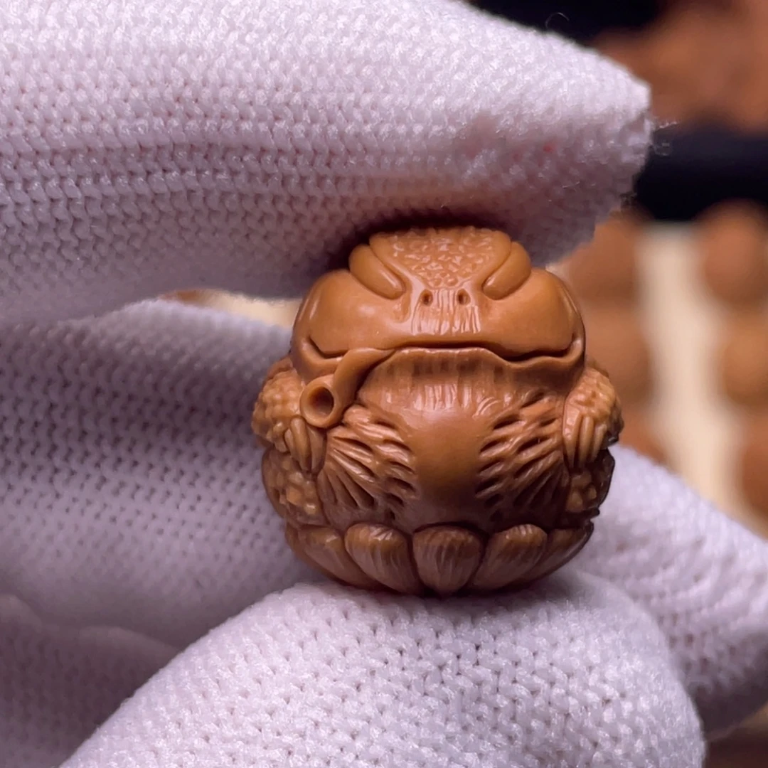 猴头核桃吊坠精工双刀文泰18