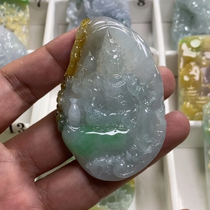 颈饰未镶嵌翡翠赢**择观音