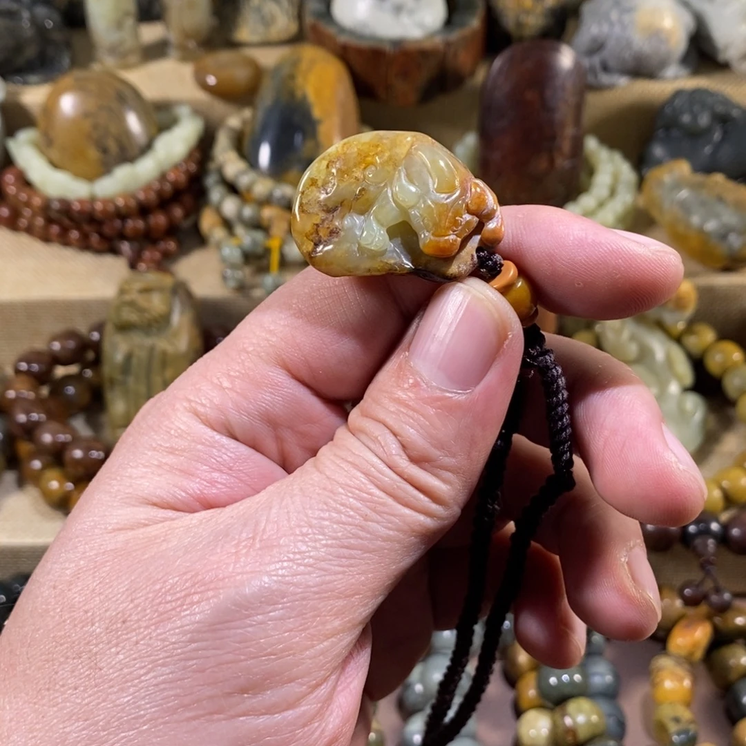 岫岩河磨玉（透闪石质玉）未镶嵌挂件