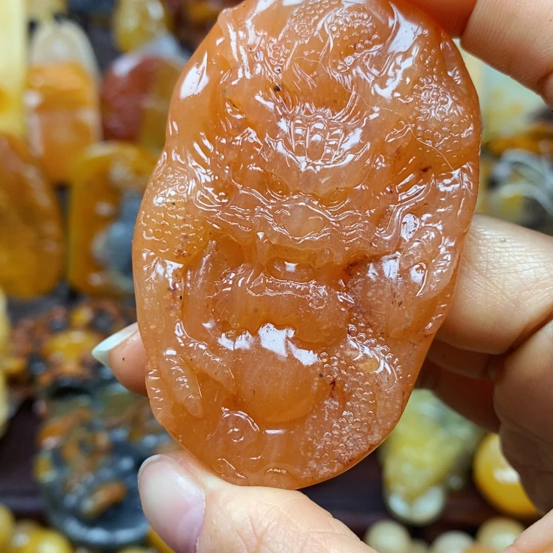 石英质玉（黄龙玉）颈饰未镶嵌