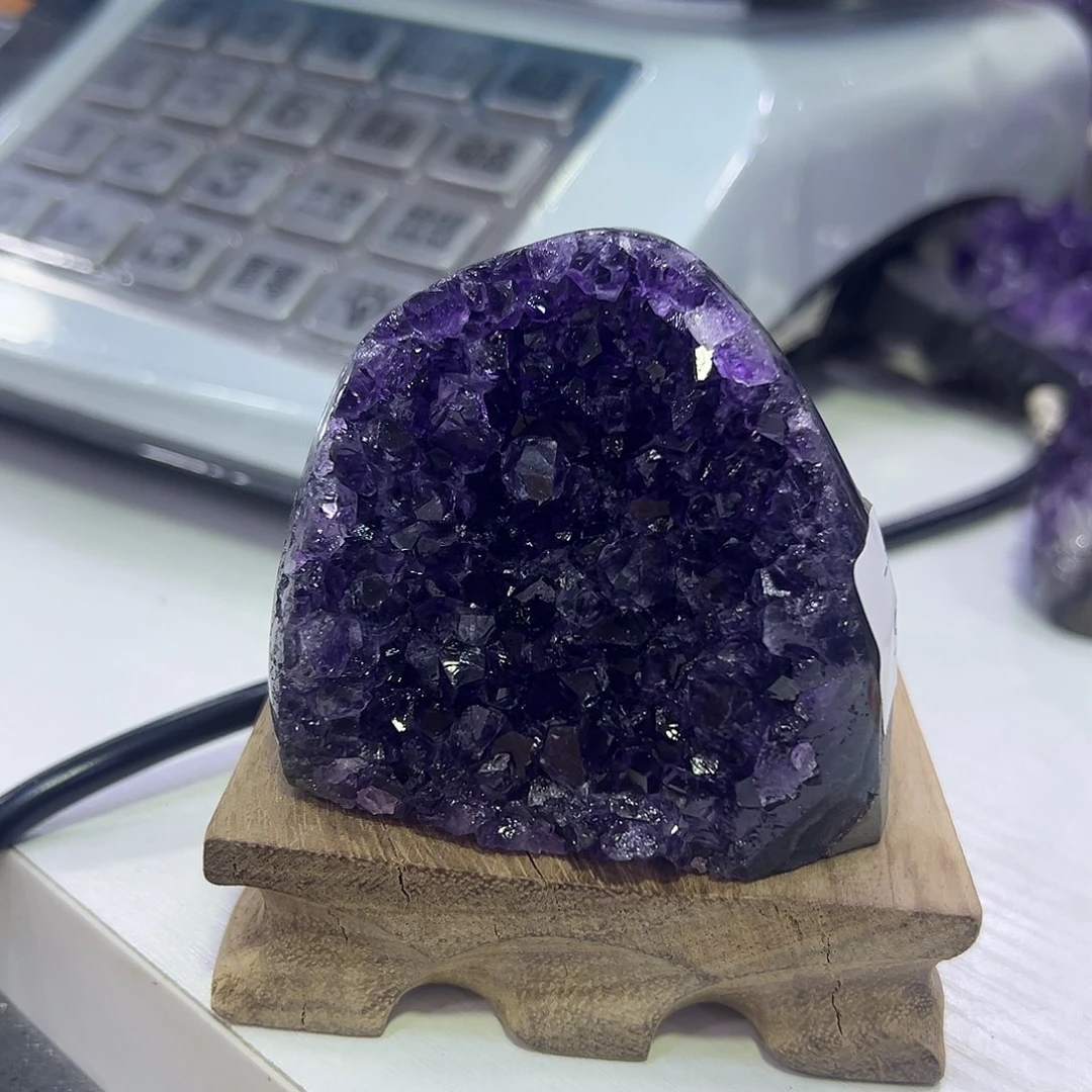 未镶嵌大型摆件（非配饰）紫晶