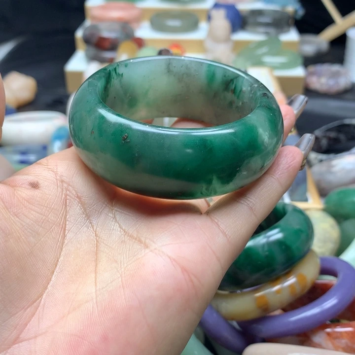 未镶嵌手镯石英质玉＃*华