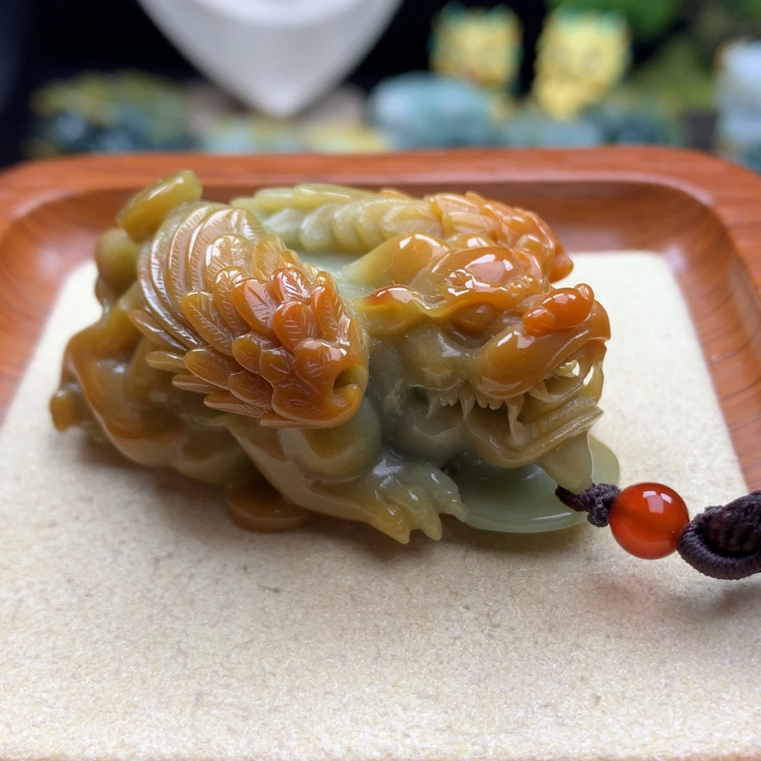 翡翠未镶嵌颈饰38