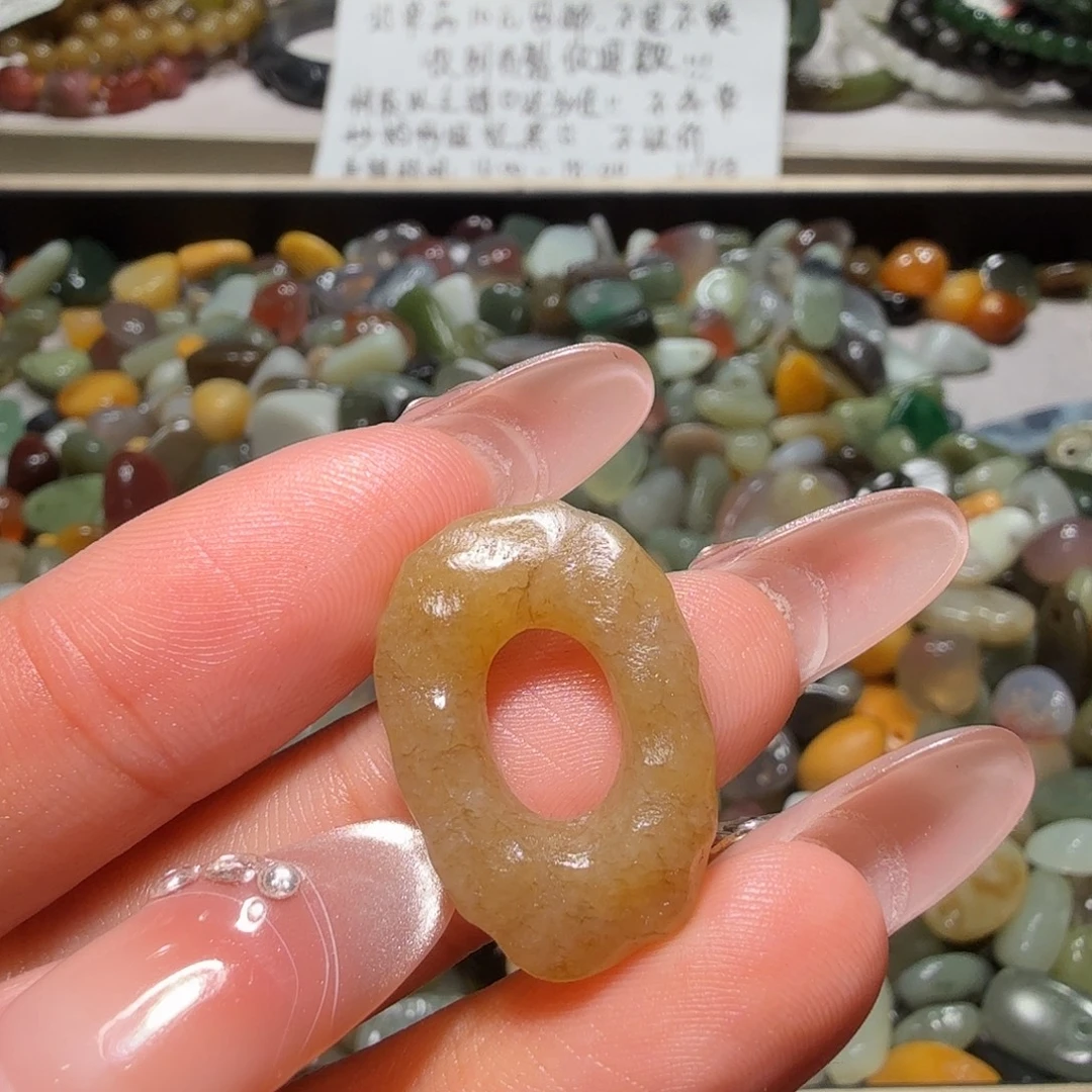 和田玉未镶嵌珠宝奇石