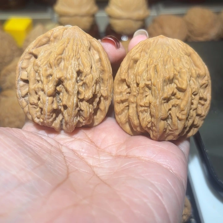 吊坠文玩核桃42麦穗虎头一对