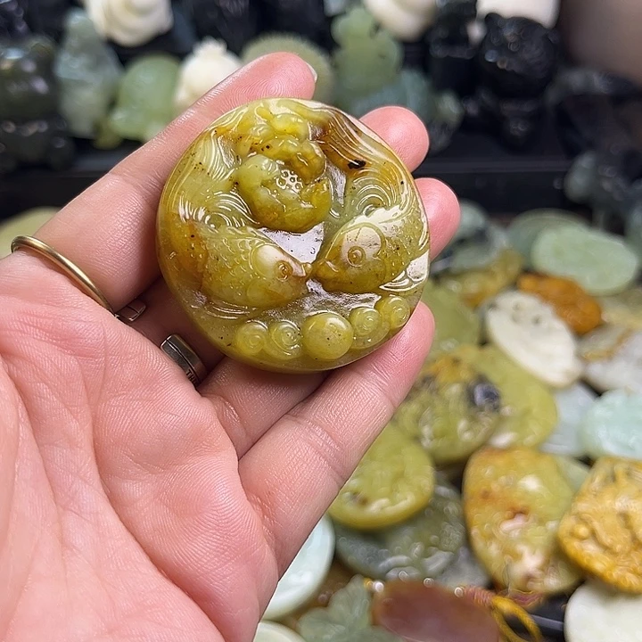 蛇纹石玉未镶嵌项链