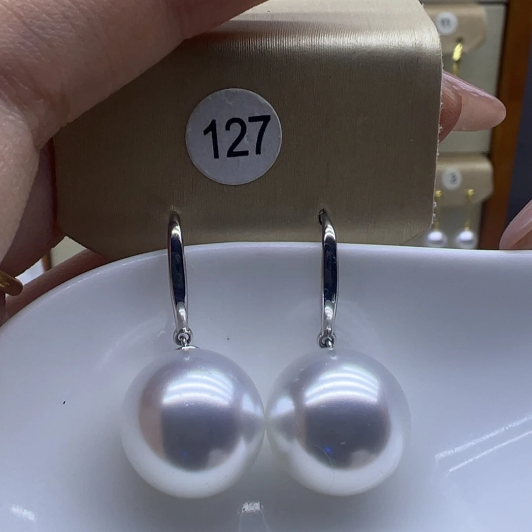银S925镶嵌耳饰淡水珍珠