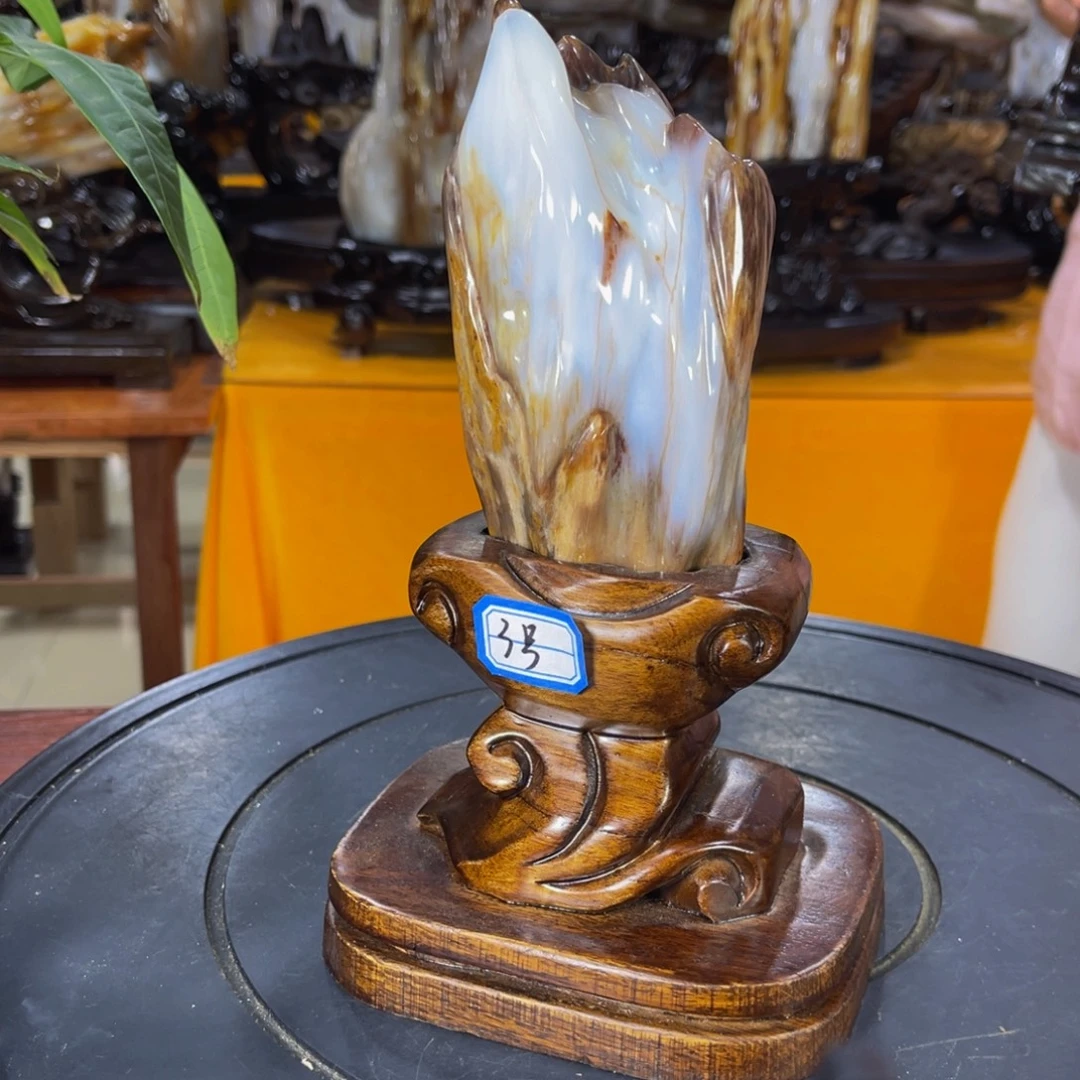 硅化玉未镶嵌珠宝奇石