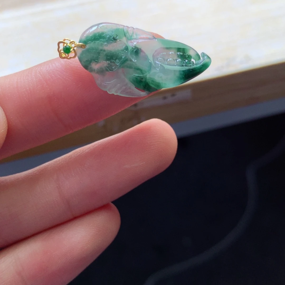 翡翠颈饰18K金镶嵌吊坠