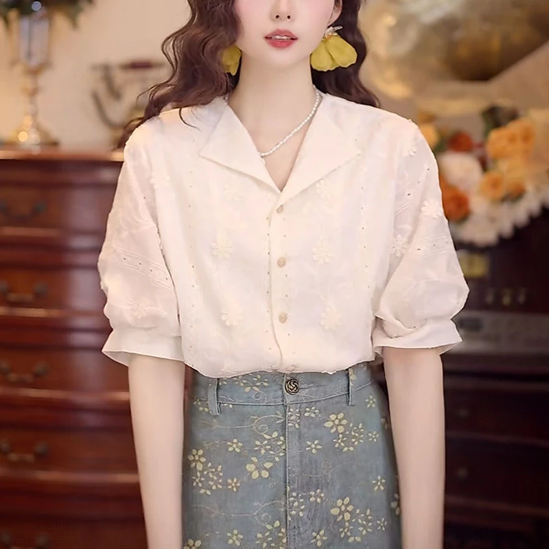 蕾丝翻领气质衬衫女2025夏季时尚洋气减龄显瘦高级感休闲短袖上衣