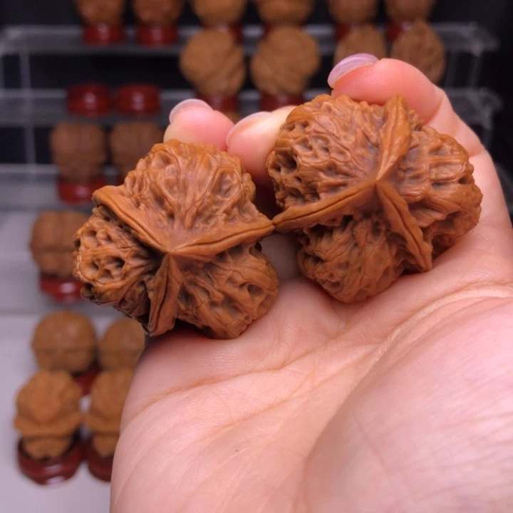 吊坠文玩核桃9麦穗盘龙纹三楞