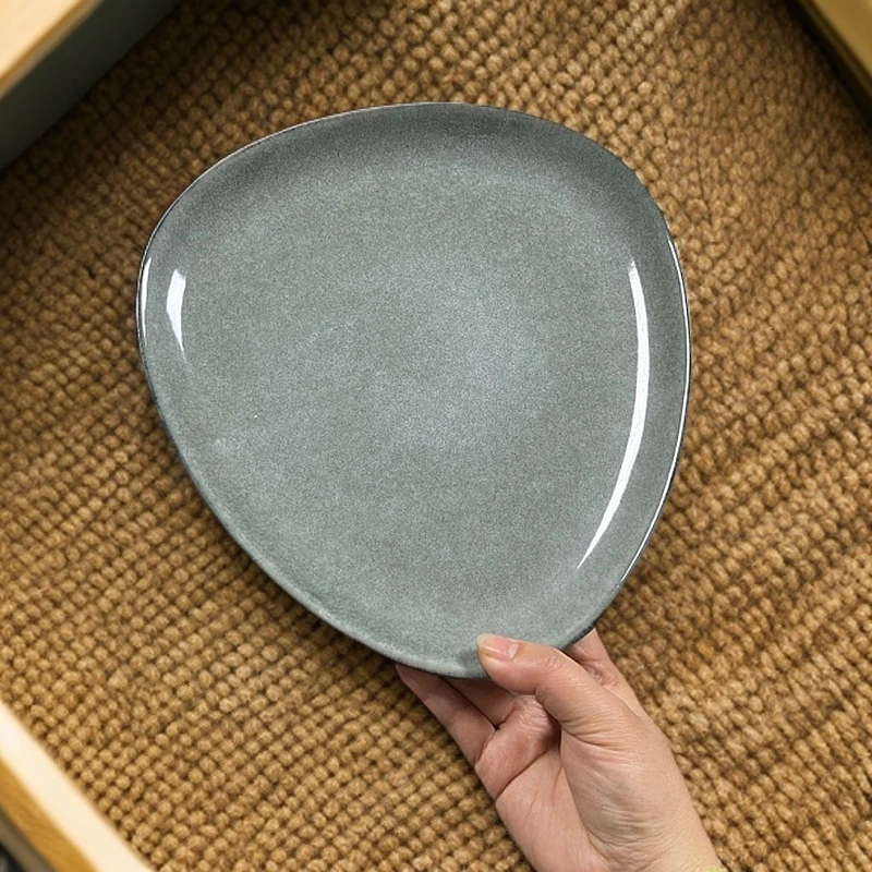 大盘复古陶瓷手工异形三角盘子意面盘排盘辣3026灰绿色创意微瑕