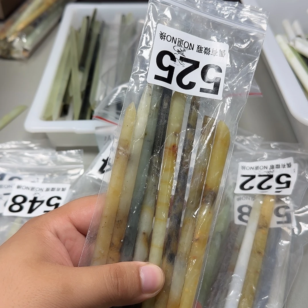 低***们未镶嵌蛇纹石玉发饰