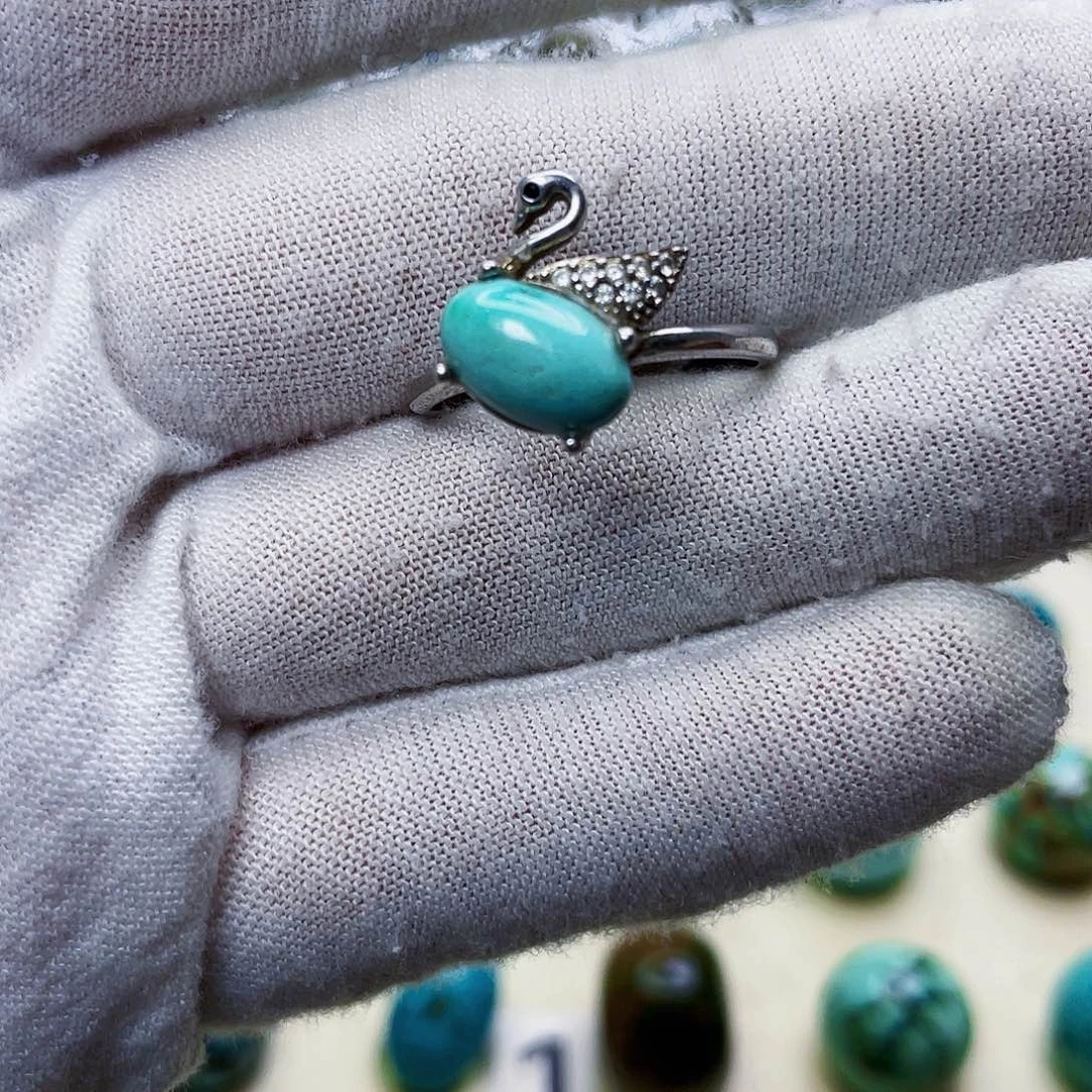 绿松石未镶嵌饰品