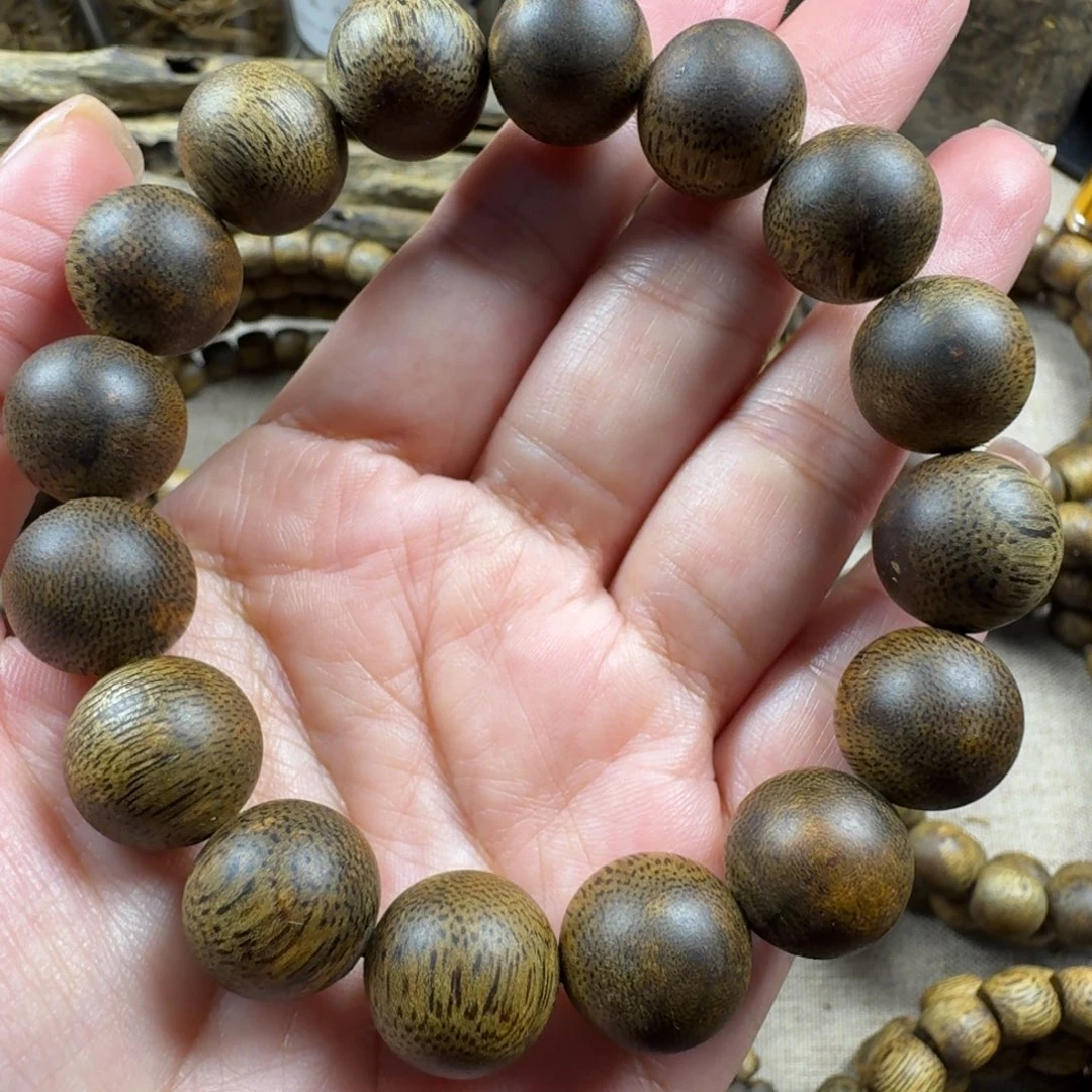 沉香碎屑沉香奇楠金沙叶高油脂单圈18.2g