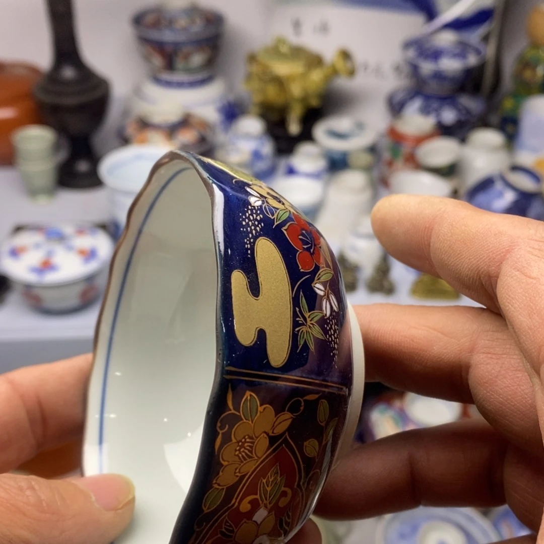 瓷片不会在有你这个女人吧