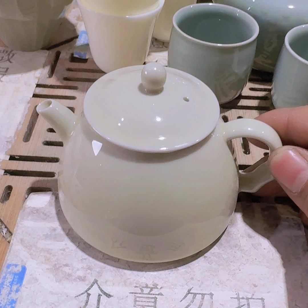 瑕疵茶具，介意勿拍