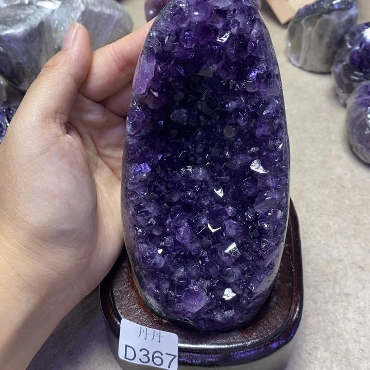 未镶嵌水晶大型摆件(非配饰)