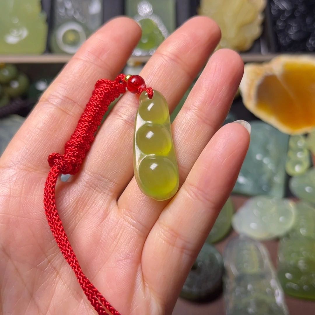 蛇纹石玉未镶嵌吊坠(不含链)
