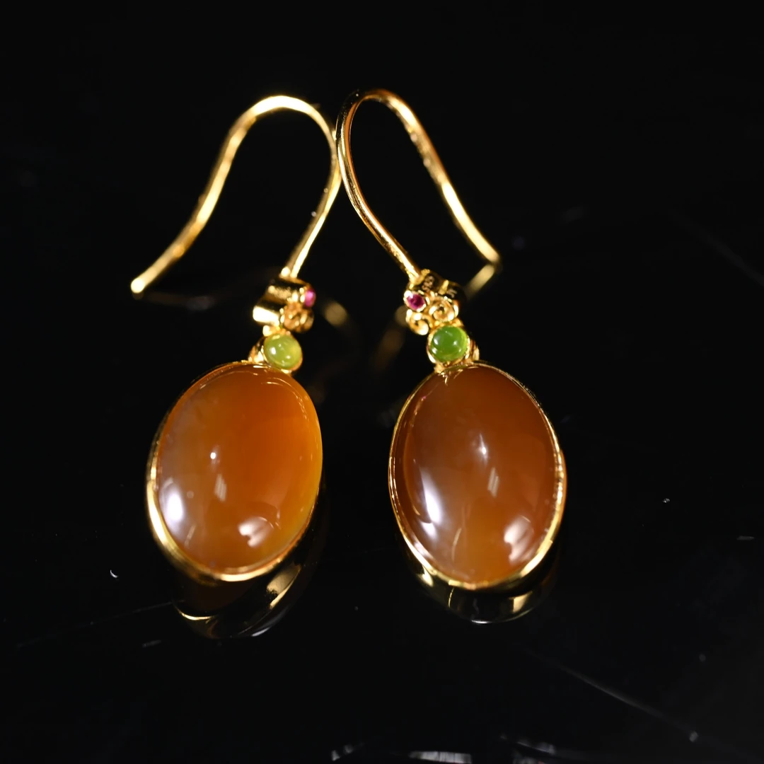 LOT8803 2510270081和田玉且末糖耳饰/杭拍