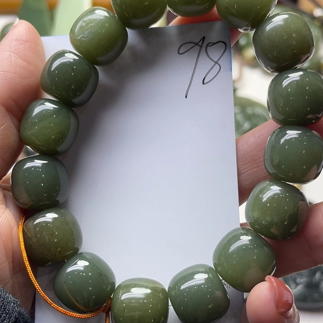 【闪购商品】和田玉手把件未镶嵌小*戏