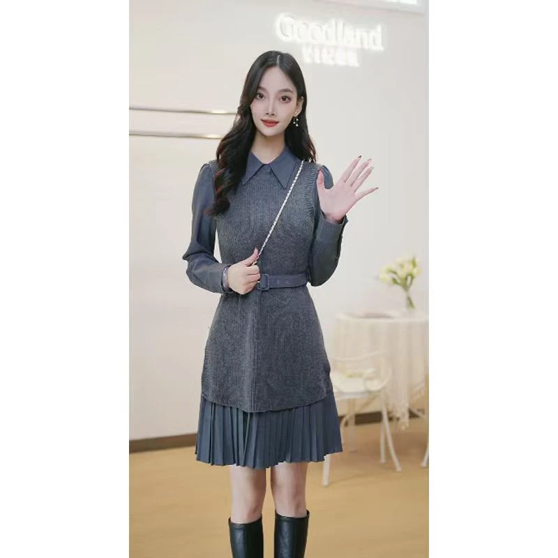 Goodland美地女装2025秋季新款假两件高级灰减龄连衣裙LC35506417