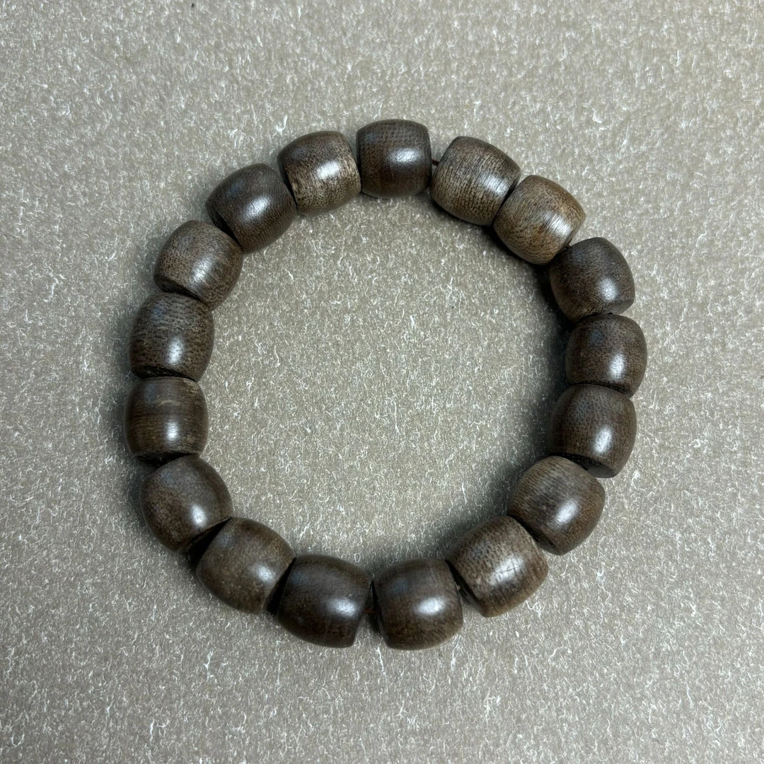 X013 沉香桶珠手串尺寸约12mm 多样性发一件