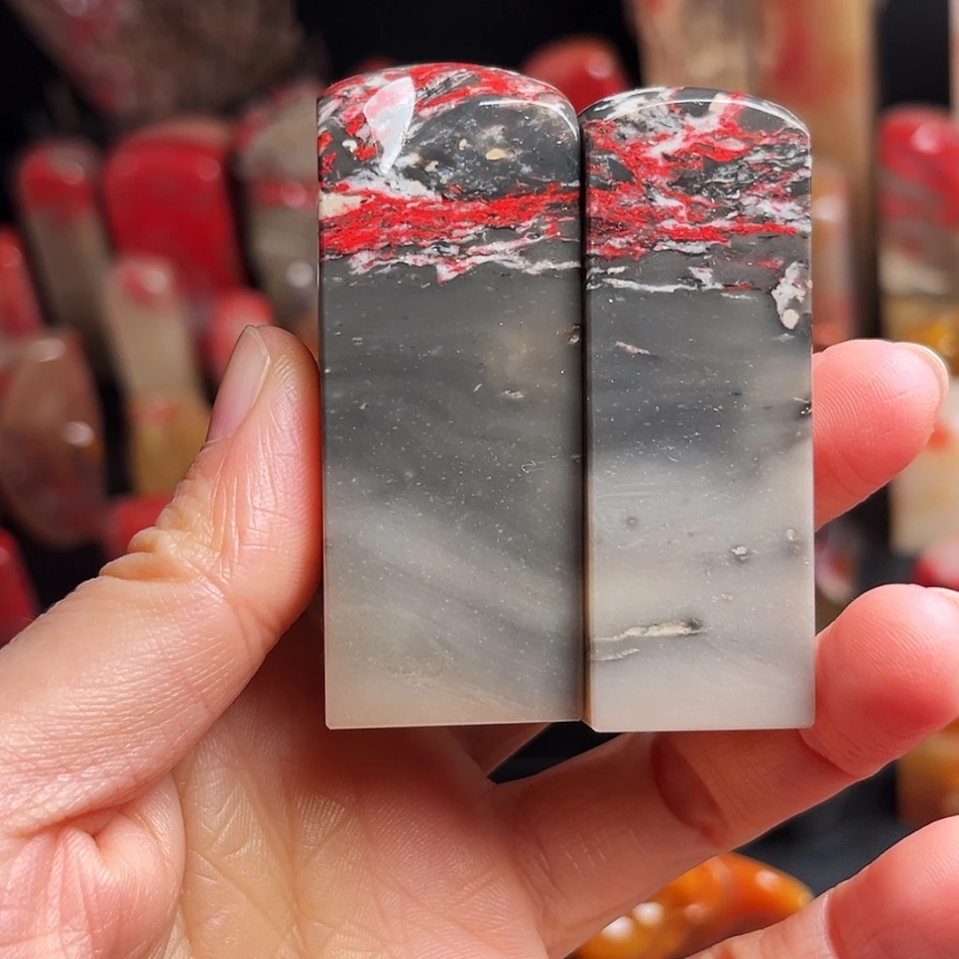 昌化石印石鸡血石牛角冻对章软底