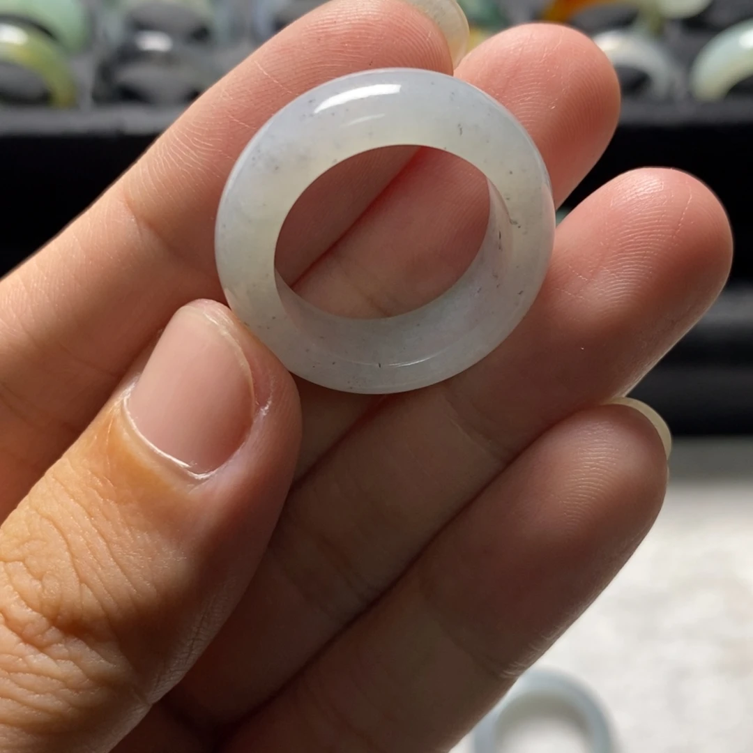 定制翡翠未镶嵌20圈口