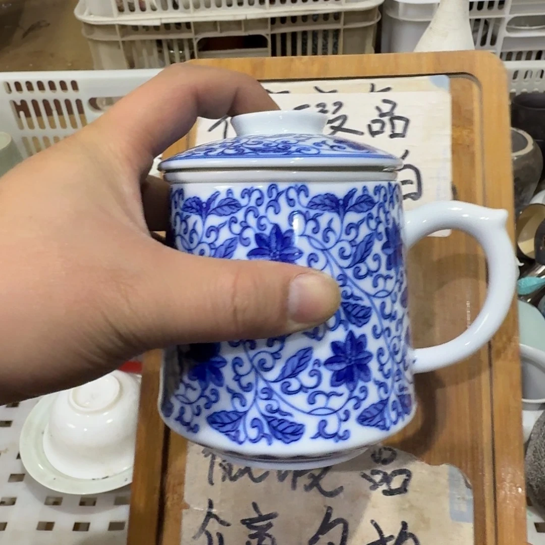 微瑕疵介意勿拍陶瓷器皿B219