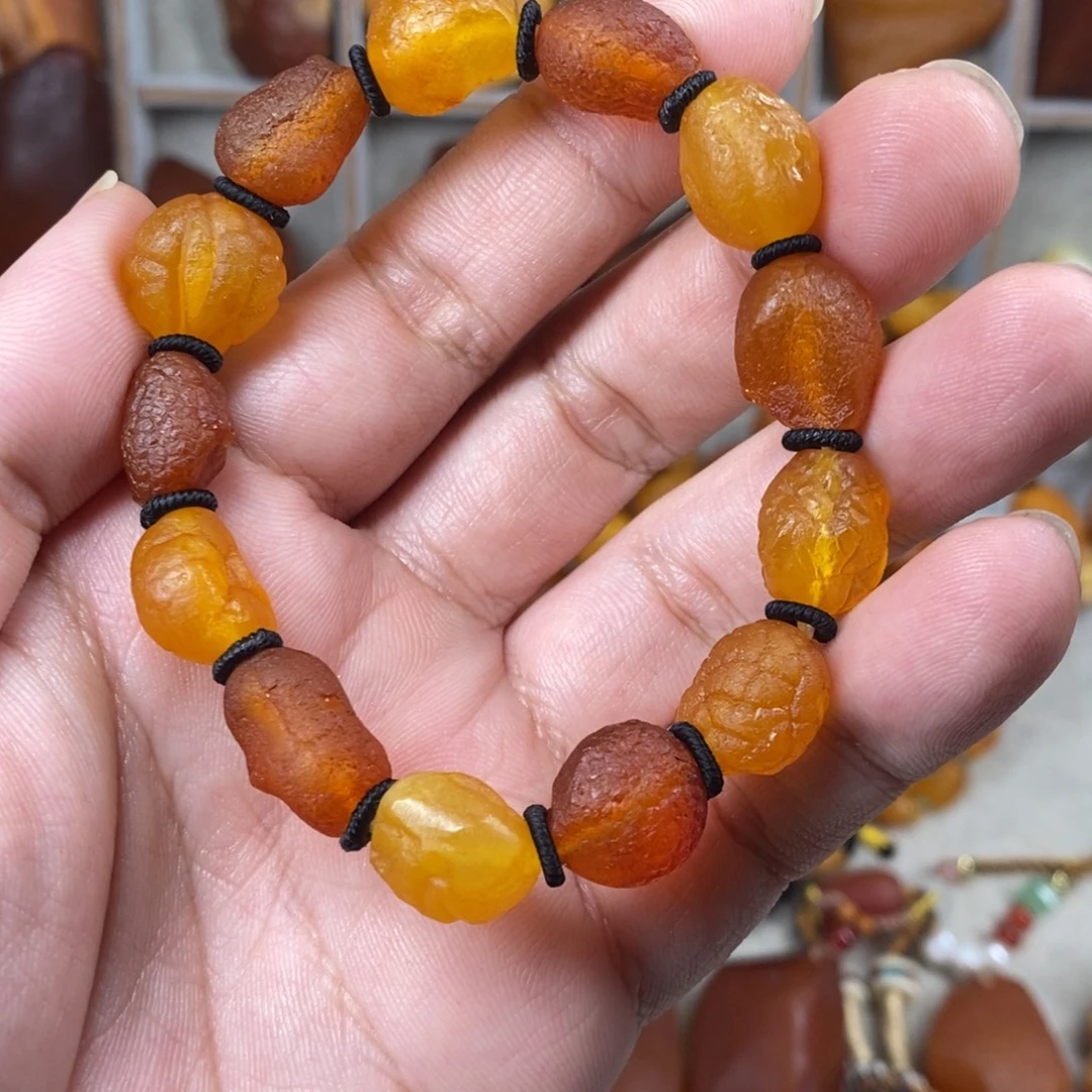 琥珀未镶嵌珠宝奇石