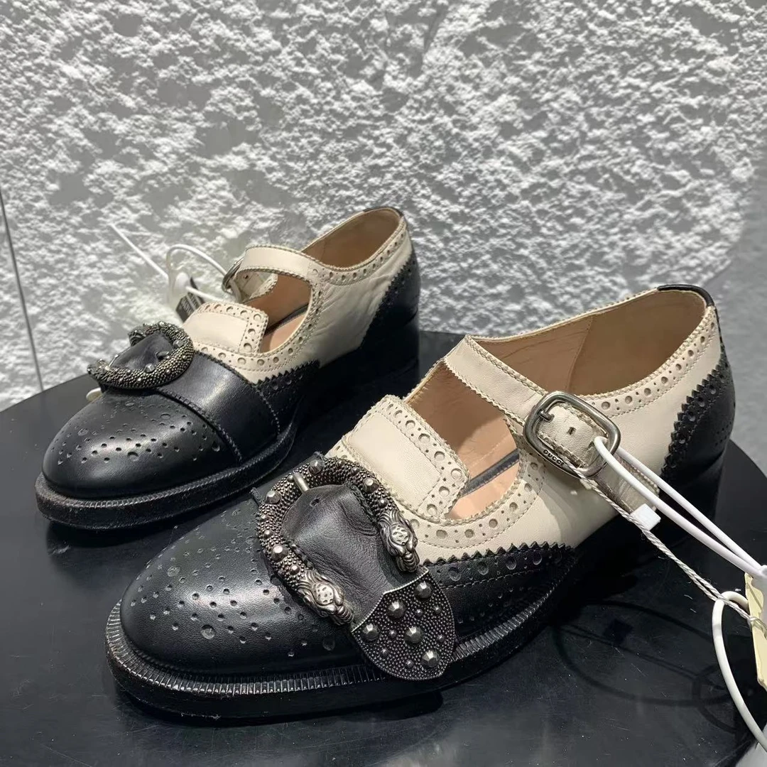 95新 GUCCI/古驰 35码/仔仔/无配件/黑白雕花绑带银扣乐福鞋 1167