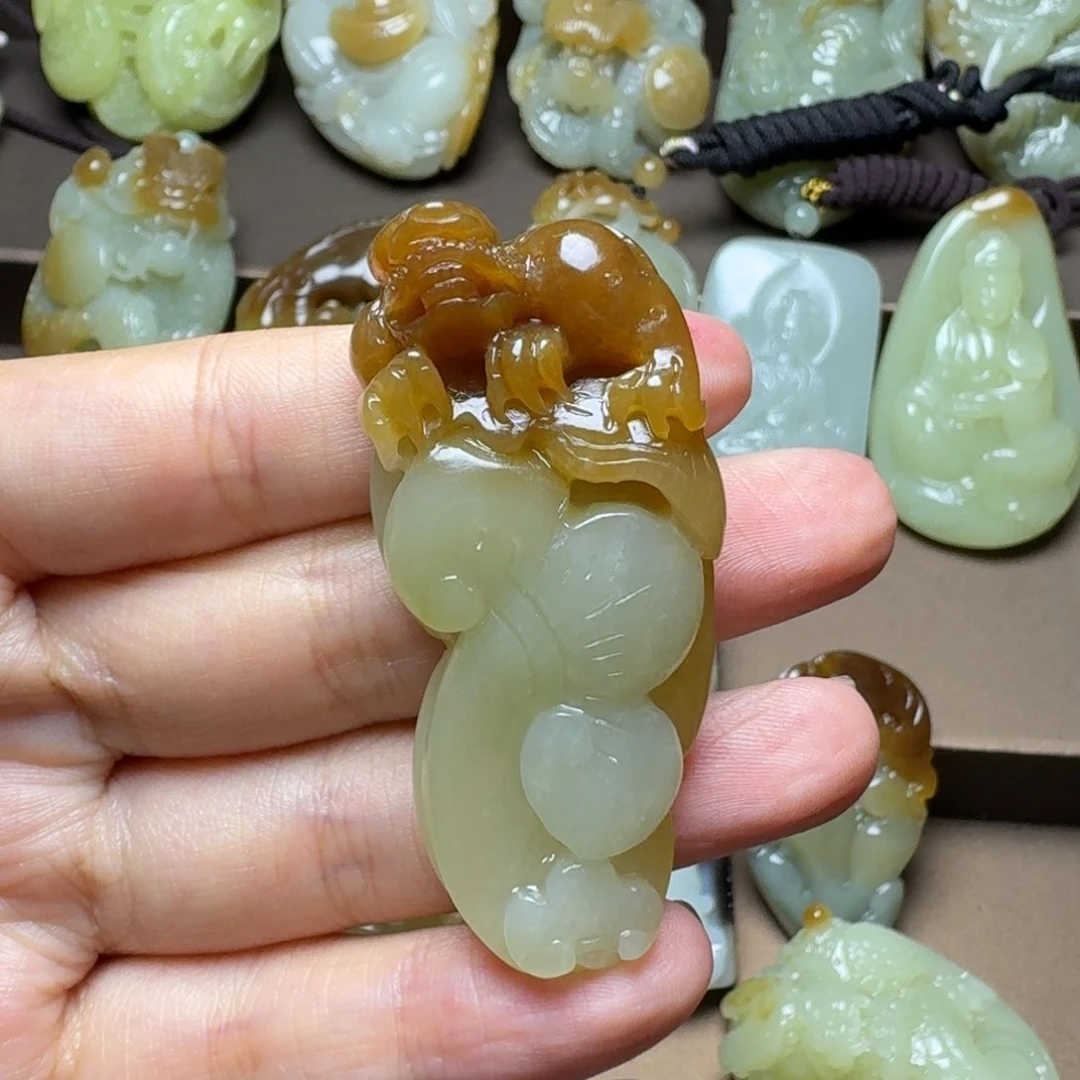 和田玉未镶嵌颈饰漫***季