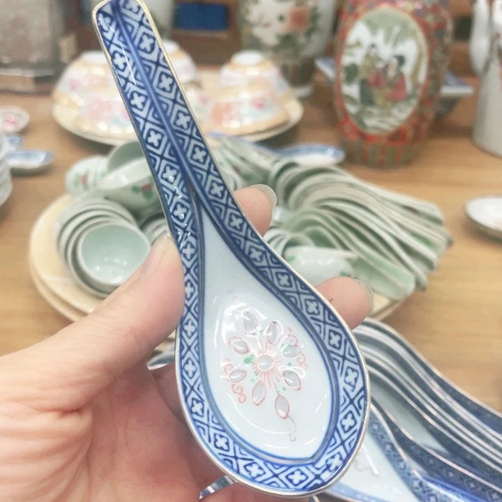 日常家用精美陶瓷三个起拍