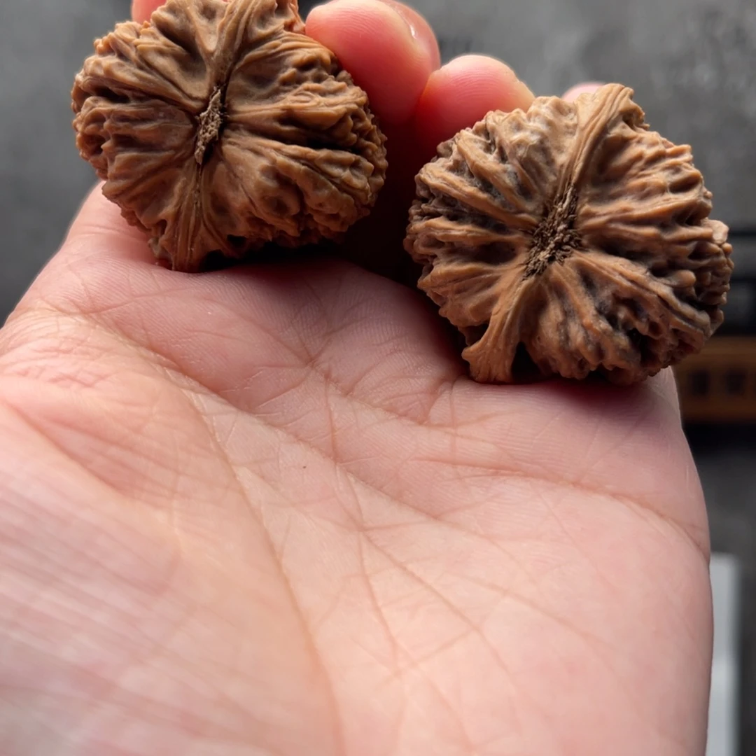 文玩核桃把件南疆