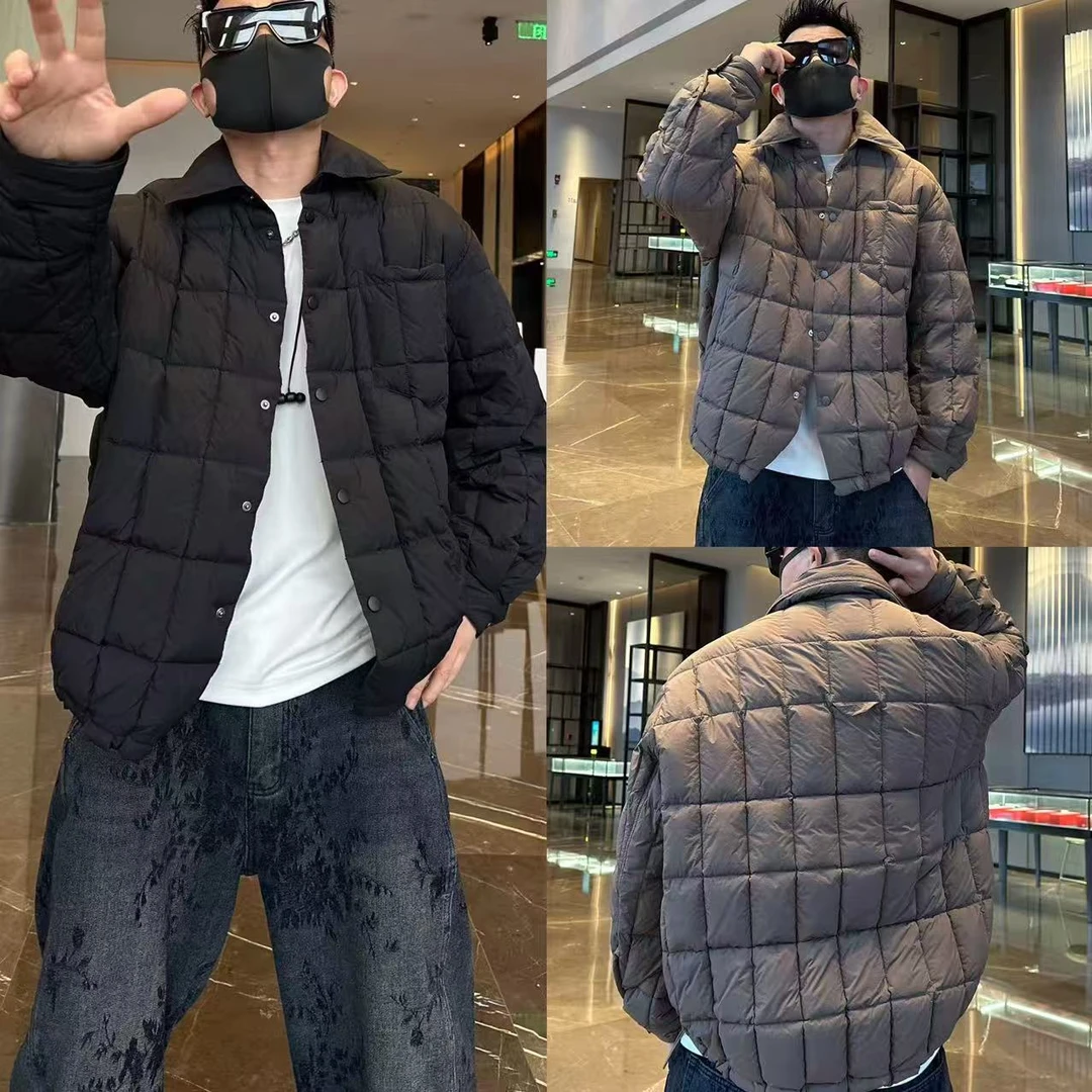 【95白鸭绒】金先生冬季翻领轻暖老钱风短款时尚方格95白鸭羽绒服