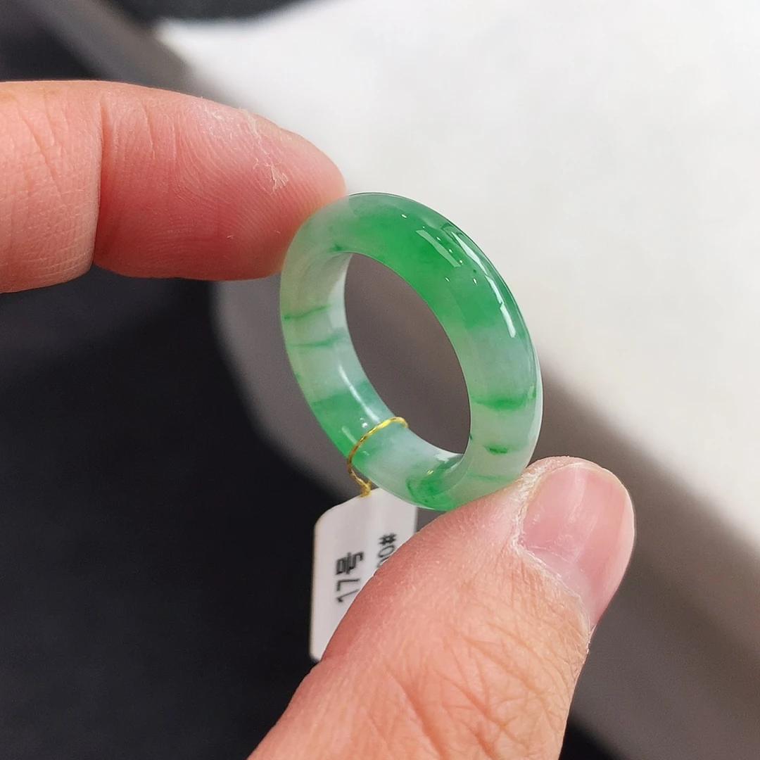 翡翠未镶嵌戒指17号