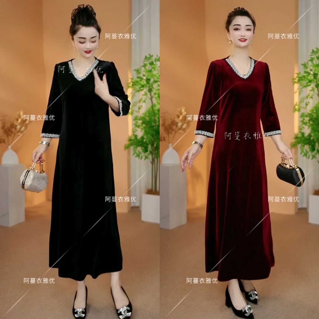 【衣雅严选】8222-2327#新款重工手工钉珠重磅植绒中袖连衣裙