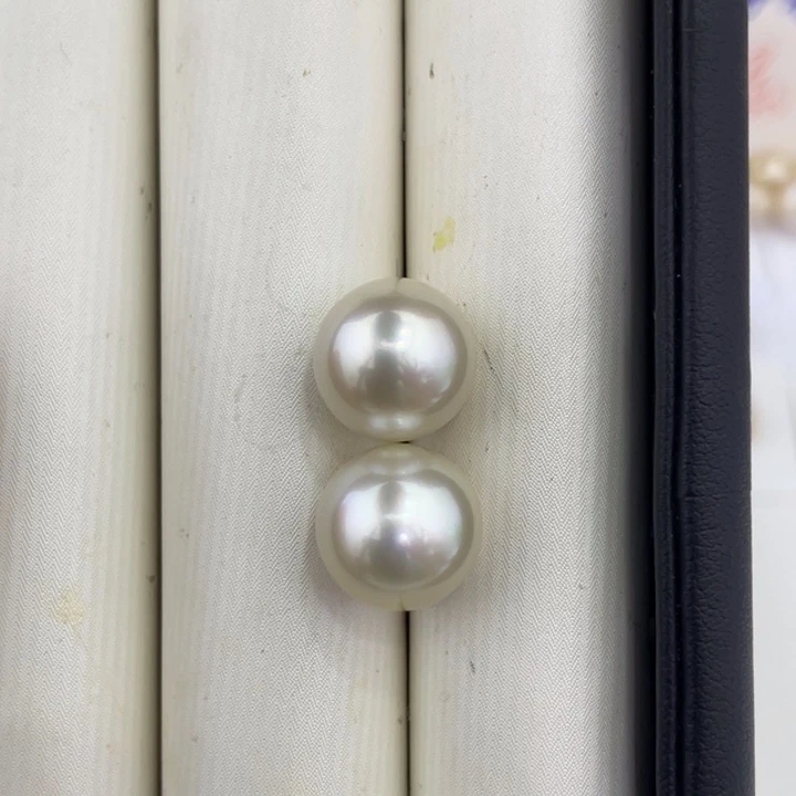 未镶嵌海水珍珠项链干枯奶油金12-13mm