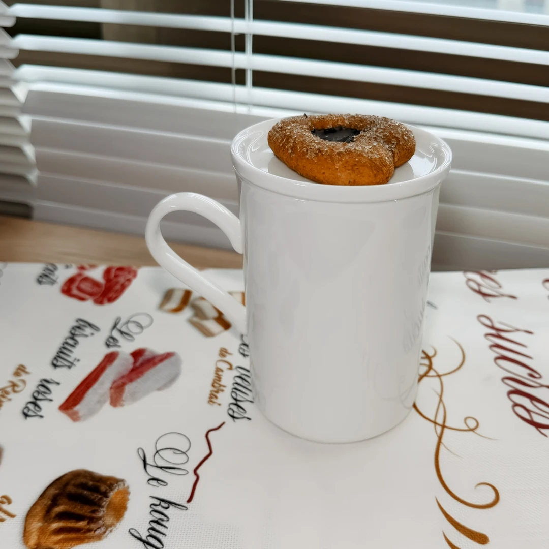 【NW家】350ML 骨瓷白带盖马克杯 欧式茶杯 手工家用喝水杯 简约风