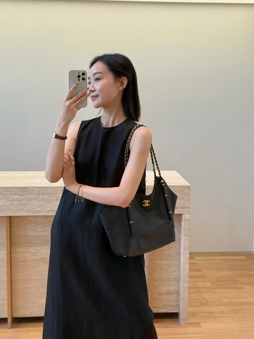 口碑裙型 王牌小黑裙 强烈推荐 重磅法国麻无袖连衣裙来咯