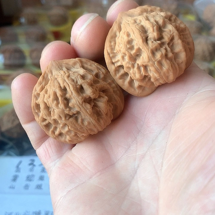 文玩核桃吊坠3.95马力