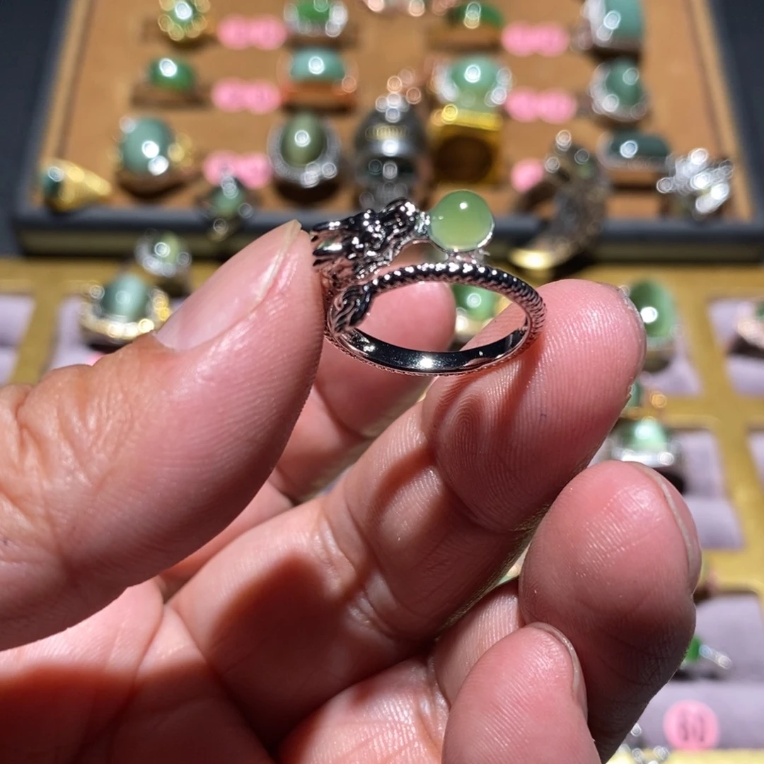 和田玉（碧玉）戒指未镶嵌