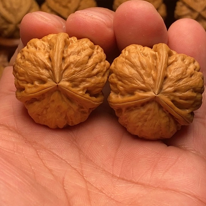 把件文玩核桃5球奔