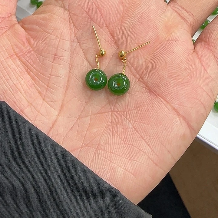 和田玉（碧玉）颈饰18K金镶嵌