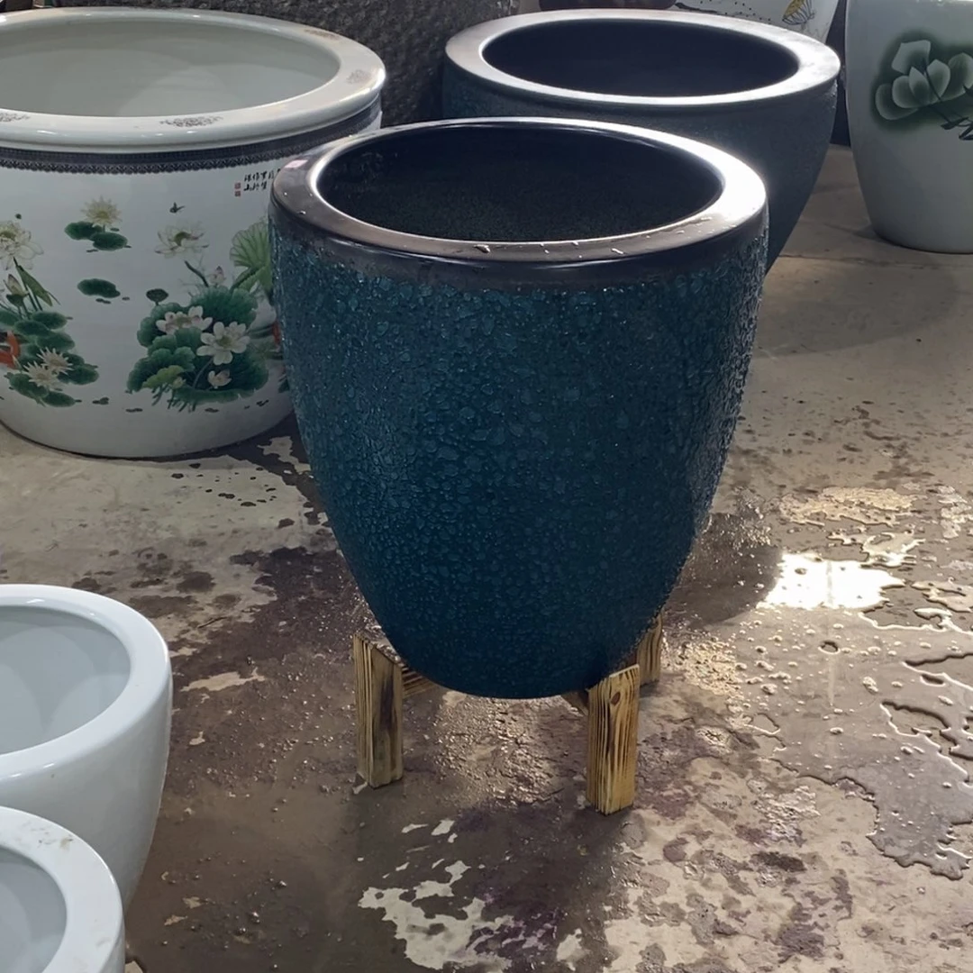 景德镇陶瓷鱼缸艺术