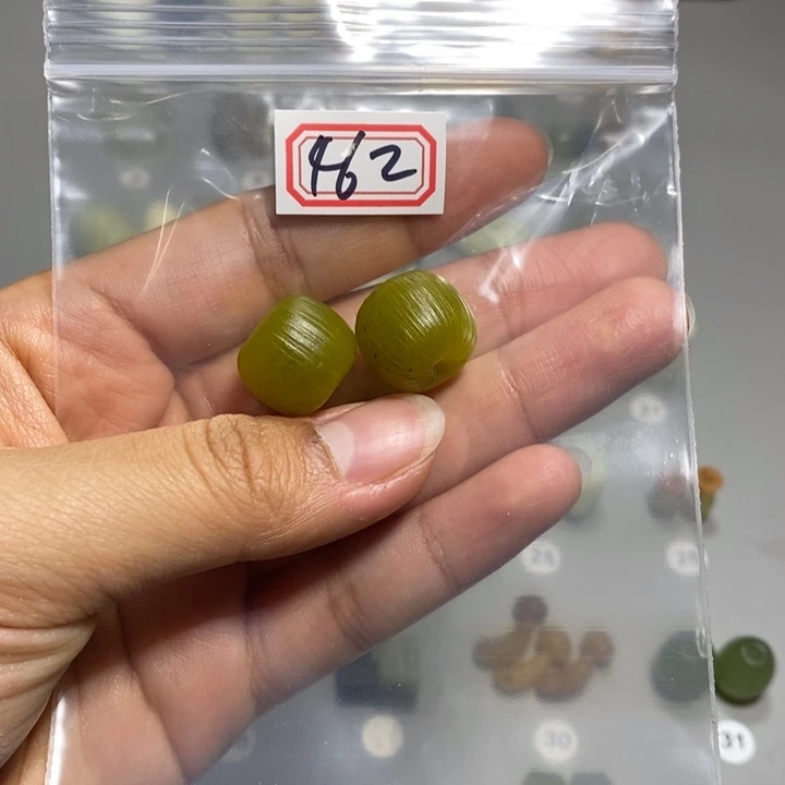 蛇纹石玉颈饰未镶嵌太*