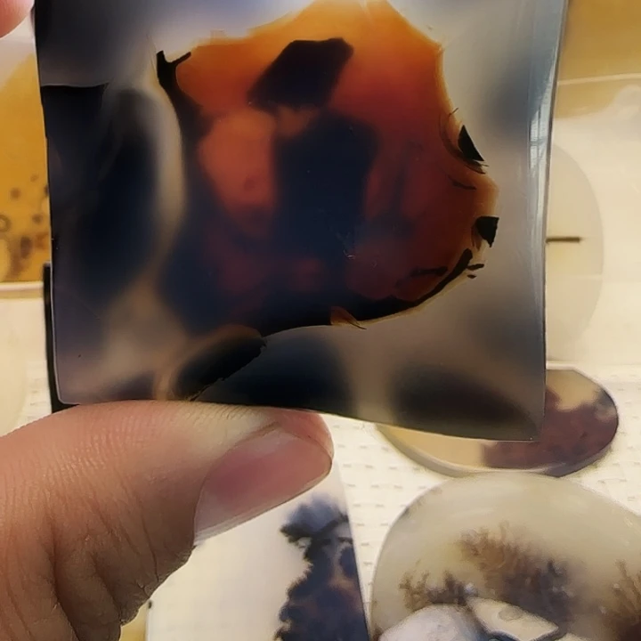 玛瑙/玉髓未镶嵌珠宝奇石